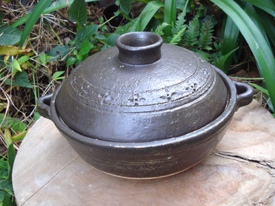 黒釉土鍋