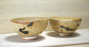 陶芸体験なら陶芸教室 陶八さんの黄瀬戸茶碗